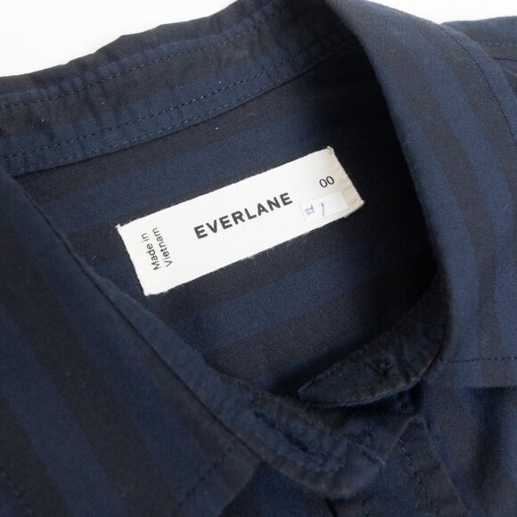 Everlane The Must-Have Shirt in Silky Cotton Navy Black Striped Relaxed Fit - Picture 6 of 14